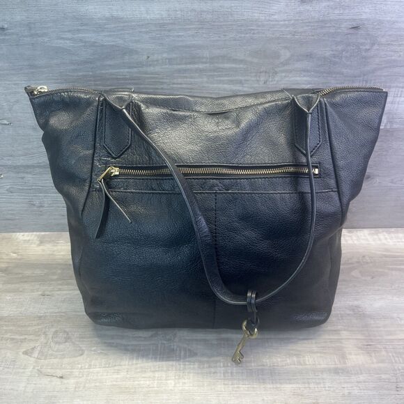 Fossil Fiona Black Zipper Pebbled Leather Tote Shoulder Bag Purse Key Charm - Picture 1 of 13